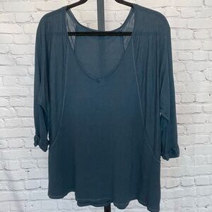 LA Made Teal 3/4 Sleeve Scoop Neck Blouse Size Medium
